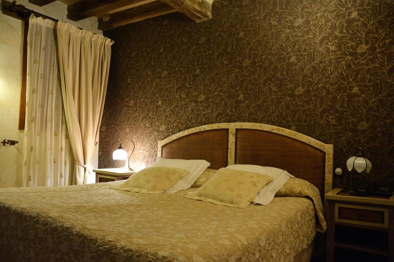 Posada Fuenteplateada Collado Hermoso Екстериор снимка