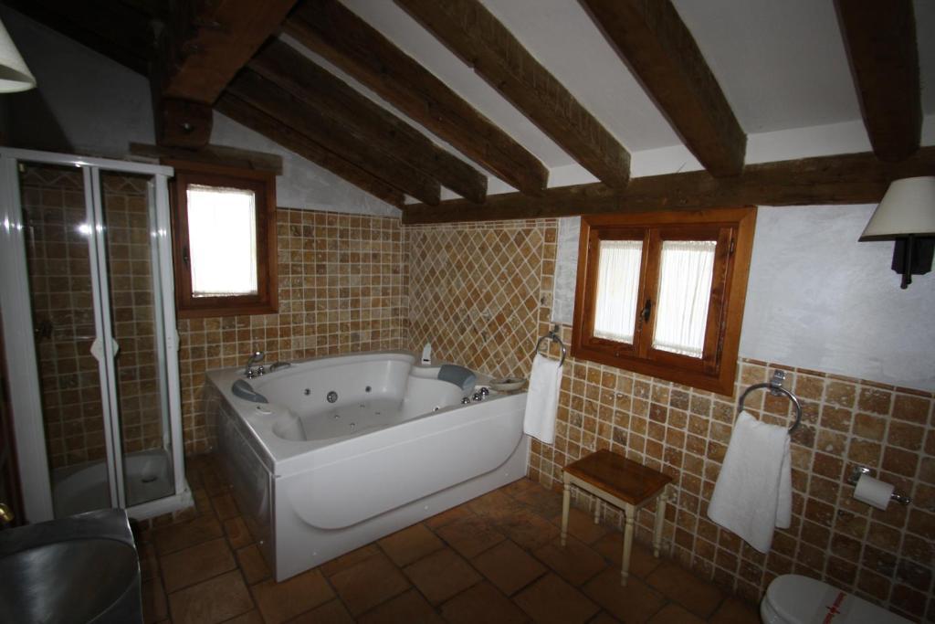 Posada Fuenteplateada Collado Hermoso Стая снимка